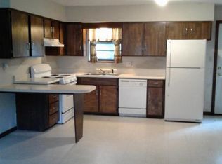 2109 S 5th St, Leavenworth, KS 66048
