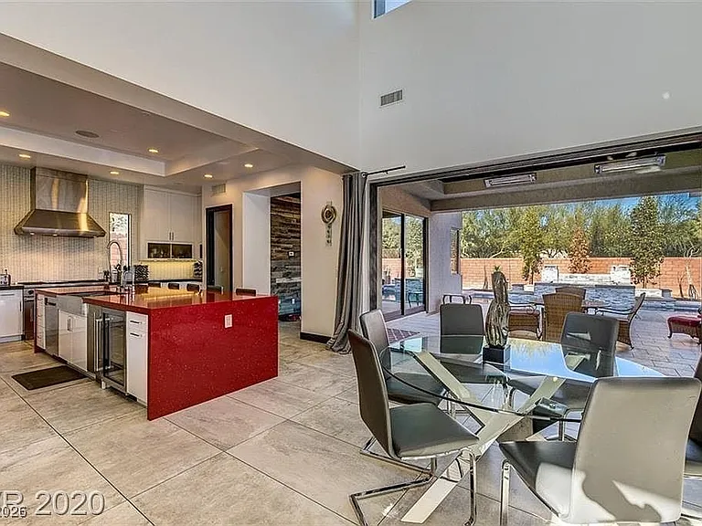 54 Coralwood Dr — Photo 8