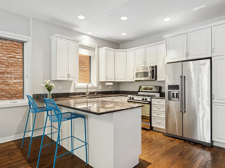 1411 N Mohawk St #1 — Photo 6