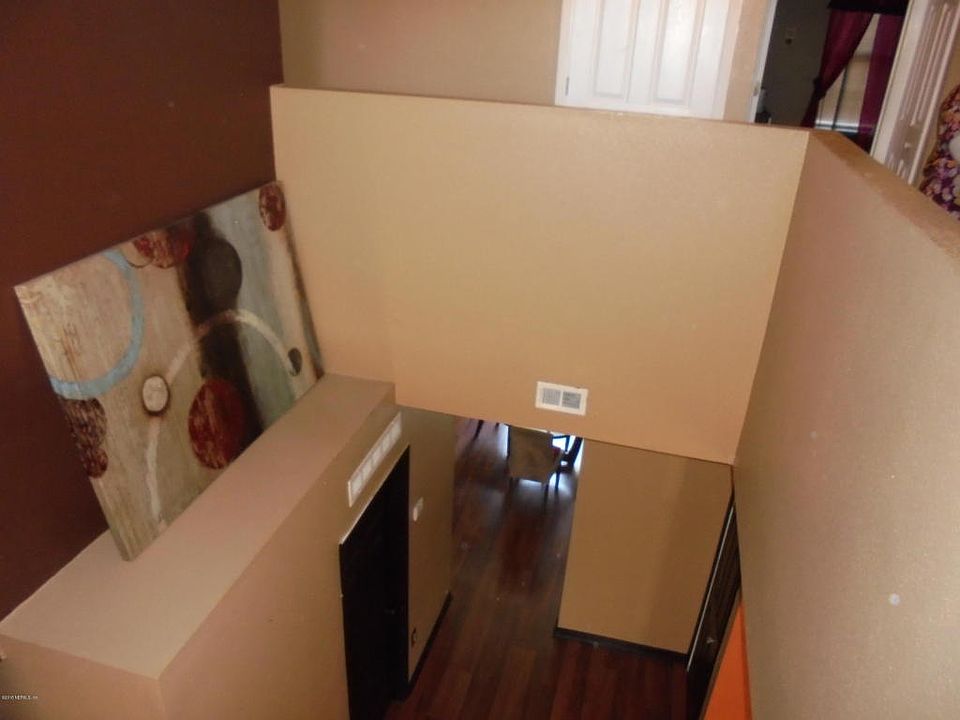 2nd image of 7245 Lancashire Ct