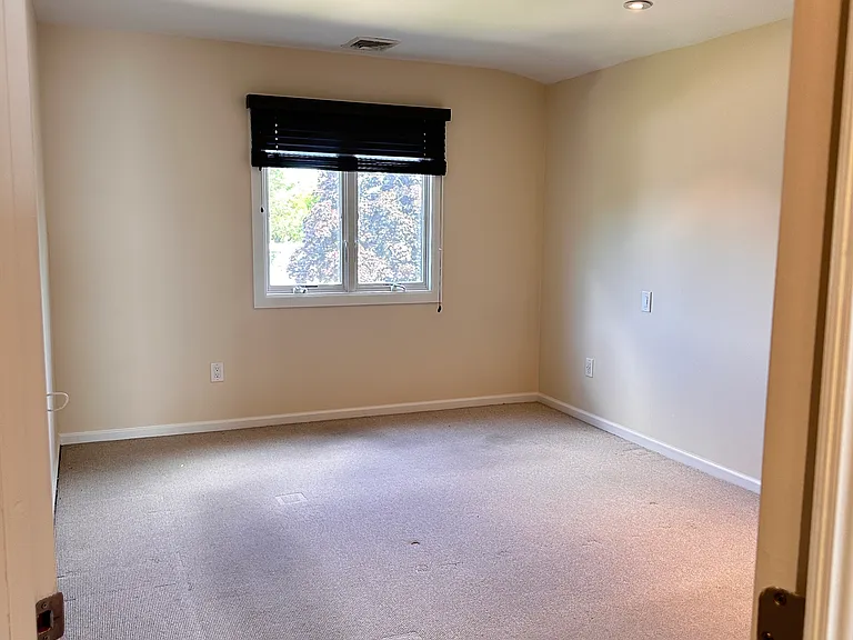437 Tennyson Dr #2 — Photo 17