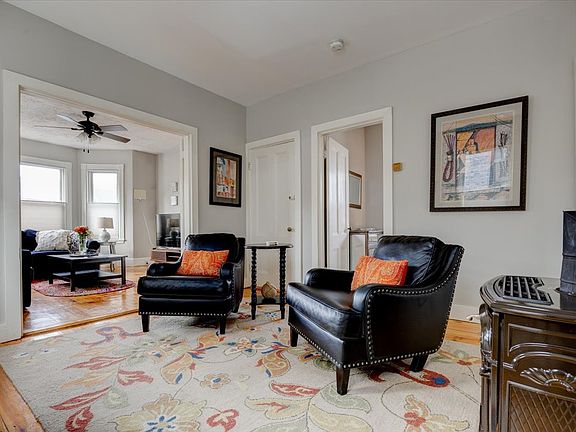 sitting room