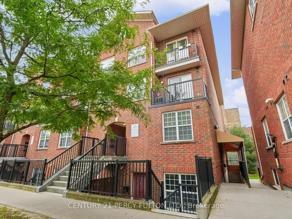 45 Strangford Ln #101, Toronto, ON M1L 0E5