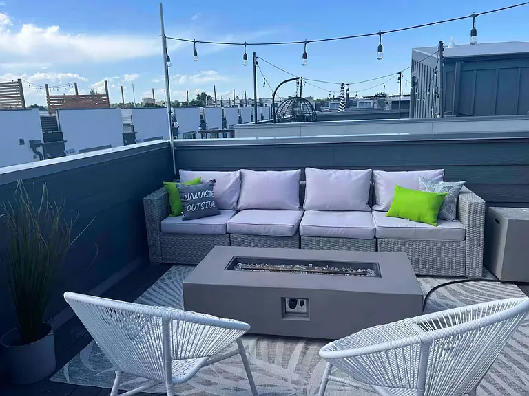 1731 Irving St #105 — Photo 3