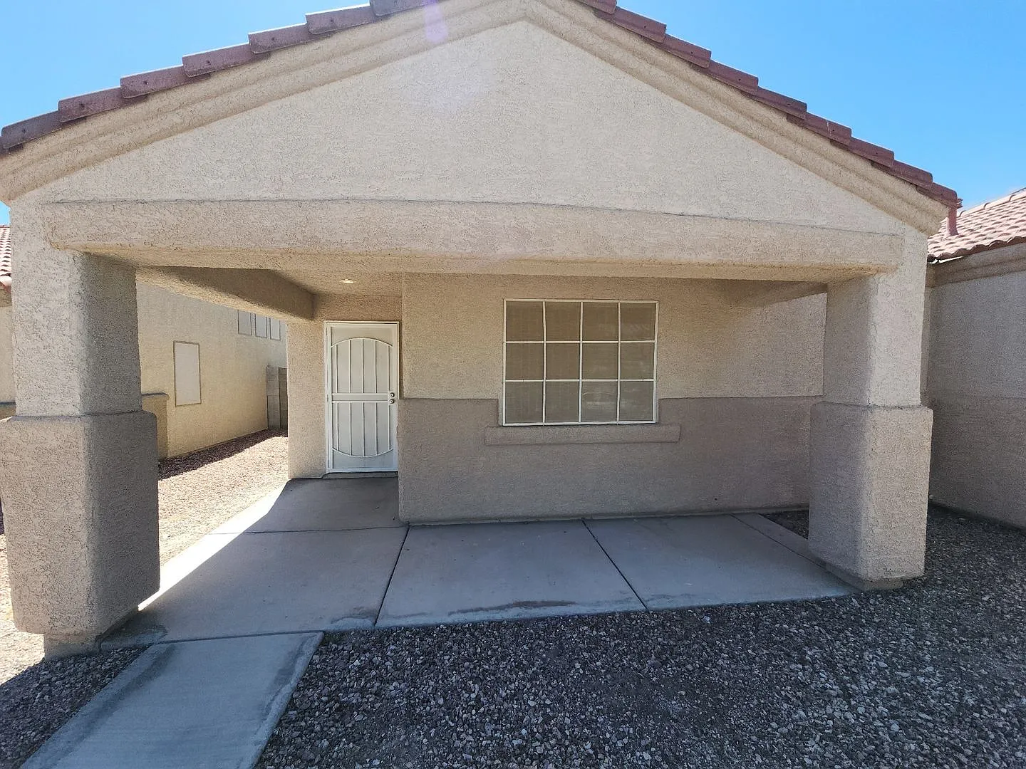 Great Single Story with Open Floorplan in North Las Vegas — Photo 3