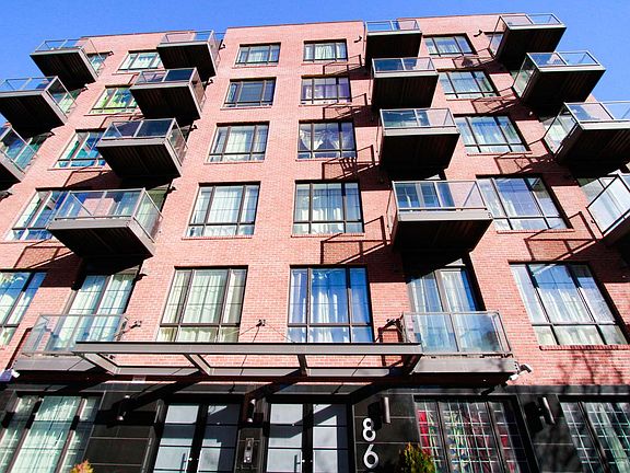 2nd image of 869 Park Ave APT 2B