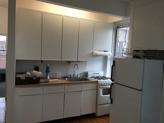 Rented by NY Signature Properties Inc | media 22