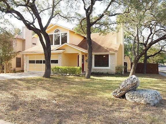 2nd image of 911 Silcantu Dr