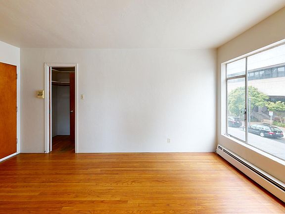 5th image of 2250 Buchanan St