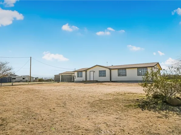 7773 Sequoia Rd, Phelan, CA 92371