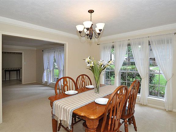 5th image of 3507 Valley Haven Dr