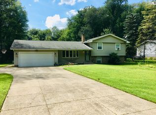 2902 Long Rd, Akron, OH 44312