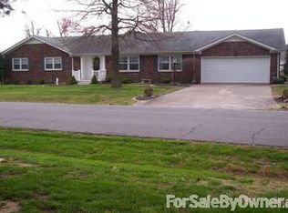 4919 W Towne Dr, Paducah, KY 42001