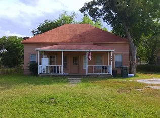 409 W Mendoza Ave, Orange Grove, TX 78372