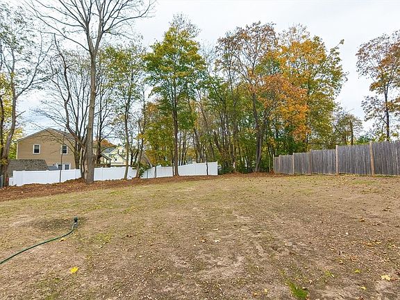 3rd image of 79 West St #79