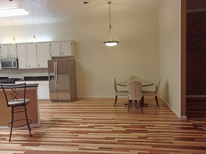 808 8th St #C — Photo 6