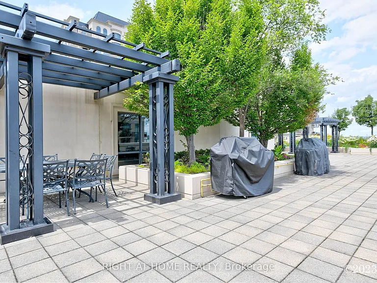 650 Sheppard Ave E #Penthouse 15 — Photo 24