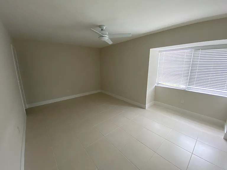 7745 SW 86th St #417 — Photo 4