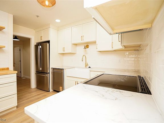 4th image of 3635 Indian Run Dr Unit 1