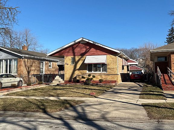 2nd image of 8725 S Albany Ave