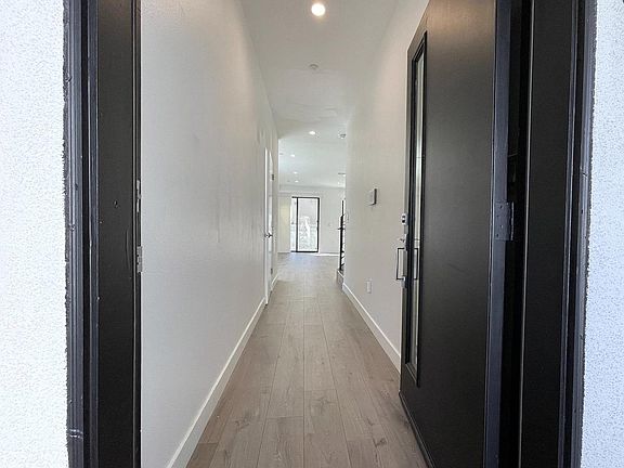 3rd image of 1153 N Orange Dr #1155-1/2