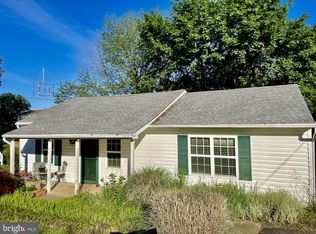116 Moffett Ave, Warrenton, VA 20186