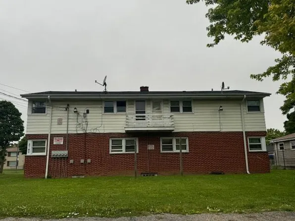 5748 North 76th STREET, Milwaukee, WI 53218