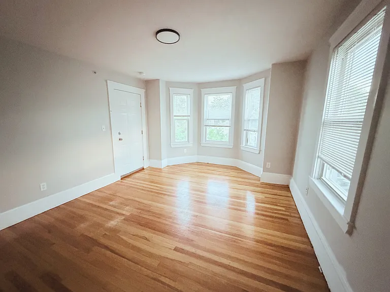 46 Grove St #3 — Photo 8