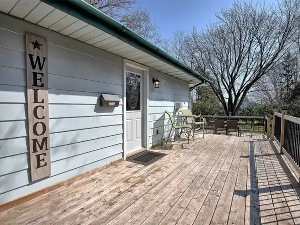 264 Crosby Dr #1A, Kawartha Lakes, ON K0M 1A0