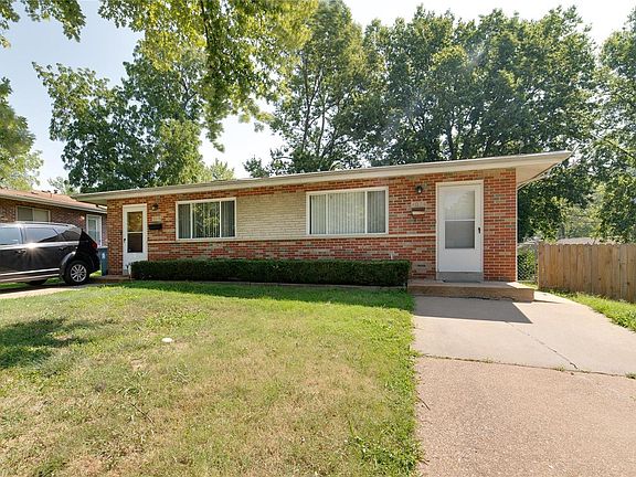 2nd image of 4024 Esseldale Dr #4026
