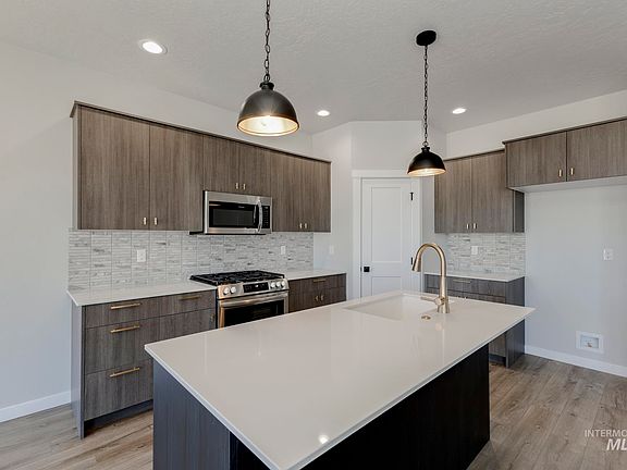 5th image of 6528 S Sunfish Ave