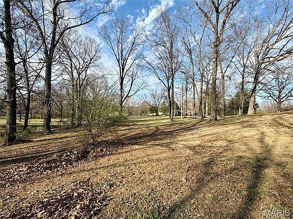 3rd image of 1451 Spring Bluff Rd