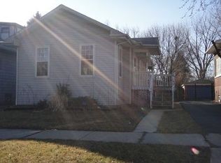 1910 S 7th Ave, Maywood, IL