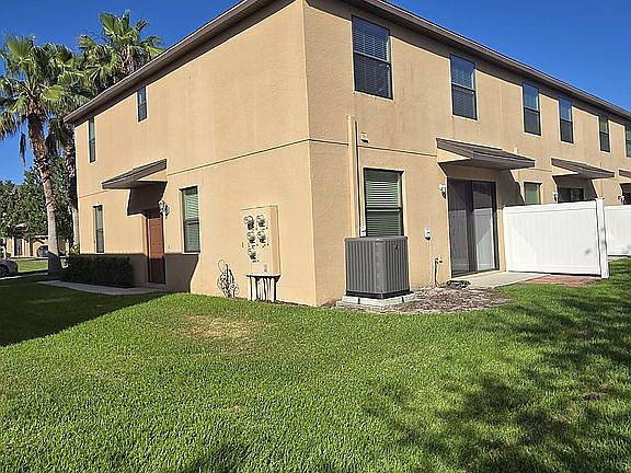 3rd image of 10259 Villa Palazzo Ct