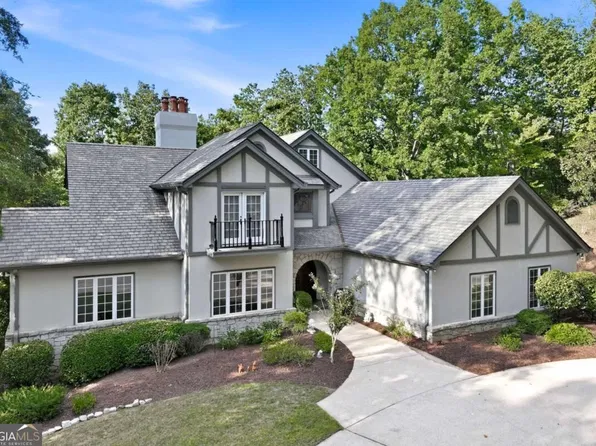1340 Dixon Cir, Gainesville, GA 30501