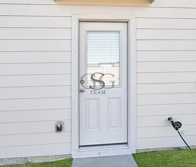 1255 Avery Ranch Dr — Photo 2