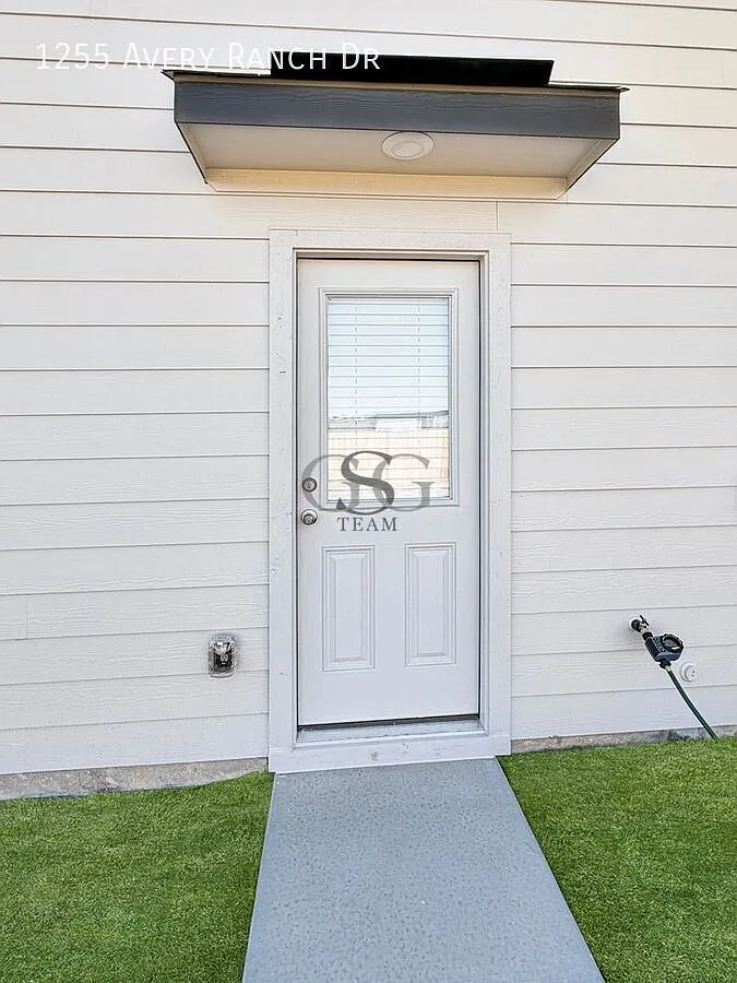 Building Photo - 1255 Avery Ranch Dr