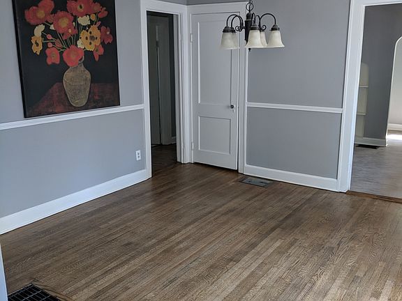 4th image of 4621 Winthrop Ave