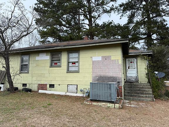 3rd image of 1282 Schley St