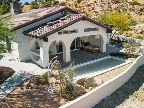 54001 Ridge Rd, Yucca Valley, CA 92284