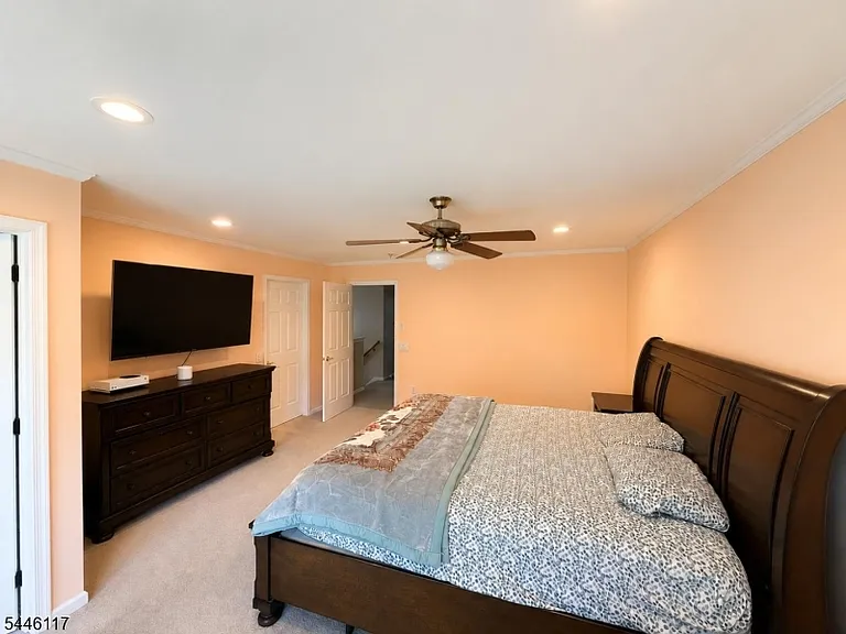 38 Gordon Cir — Photo 11
