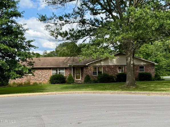 410 Elm Ln, Johnson City, TN 37604