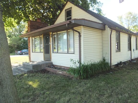 2nd image of 804 Mattis Ave