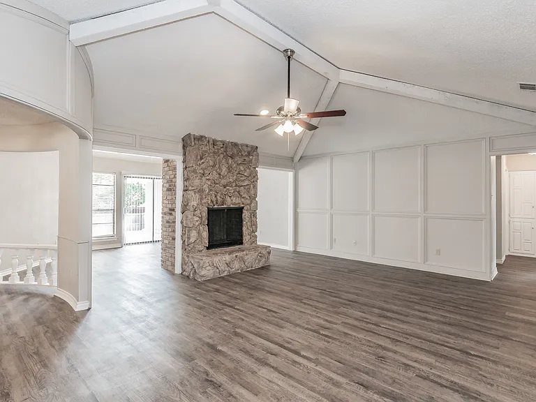 3008 Apple Valley Dr — Photo 17
