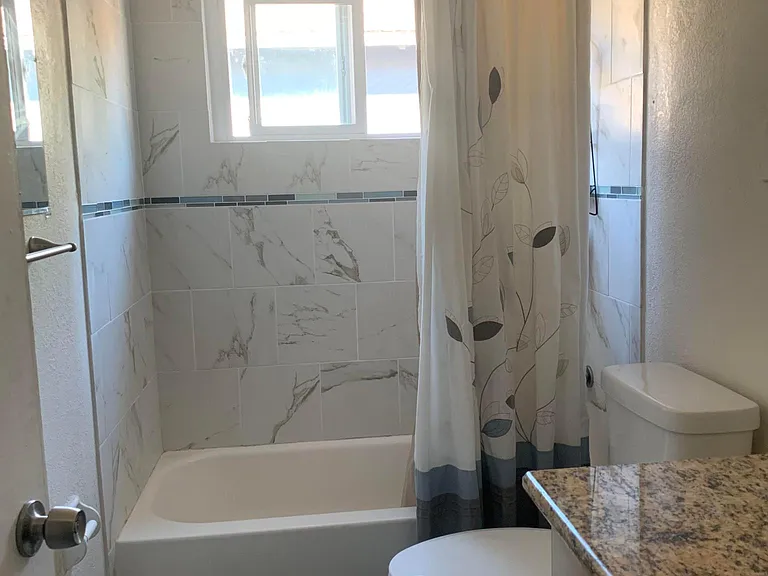 7424 25th Ave #B — Photo 8
