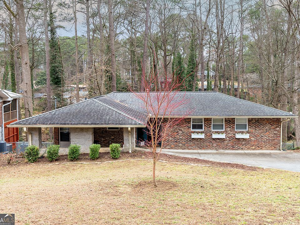 1st image of 2237 Capehart Cir NE