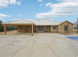 718 County Road 232, Collinsville, TX 76233