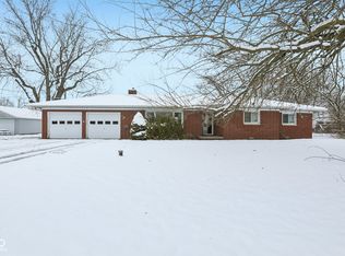 5723 S 100 W, Fountaintown, IN 46130