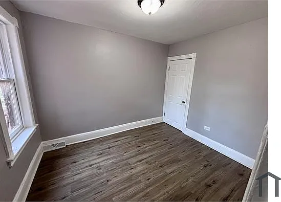 417 Walnut Ave — Photo 3