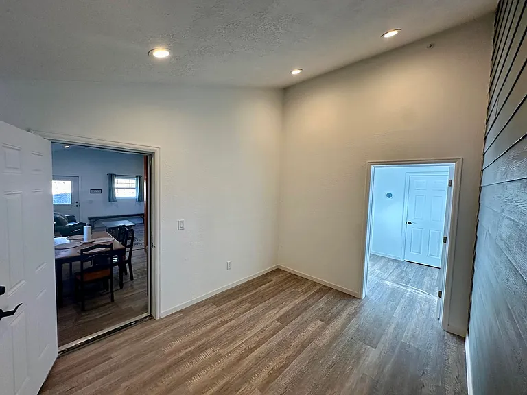 440 Hickok Trl — Photo 16